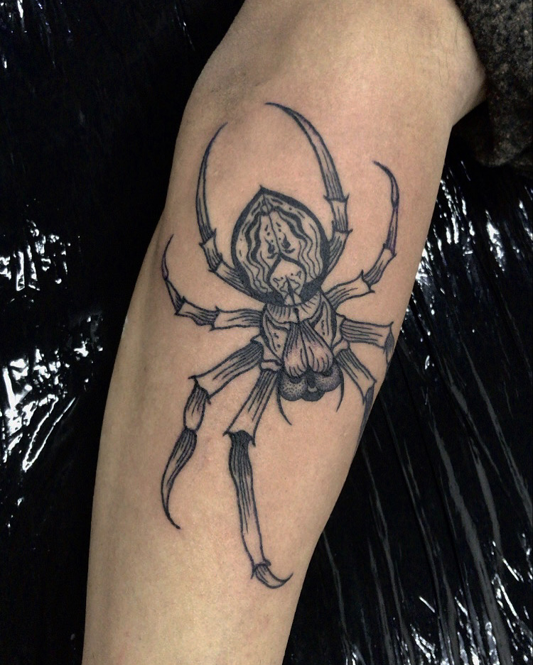 Araignée_tattoo