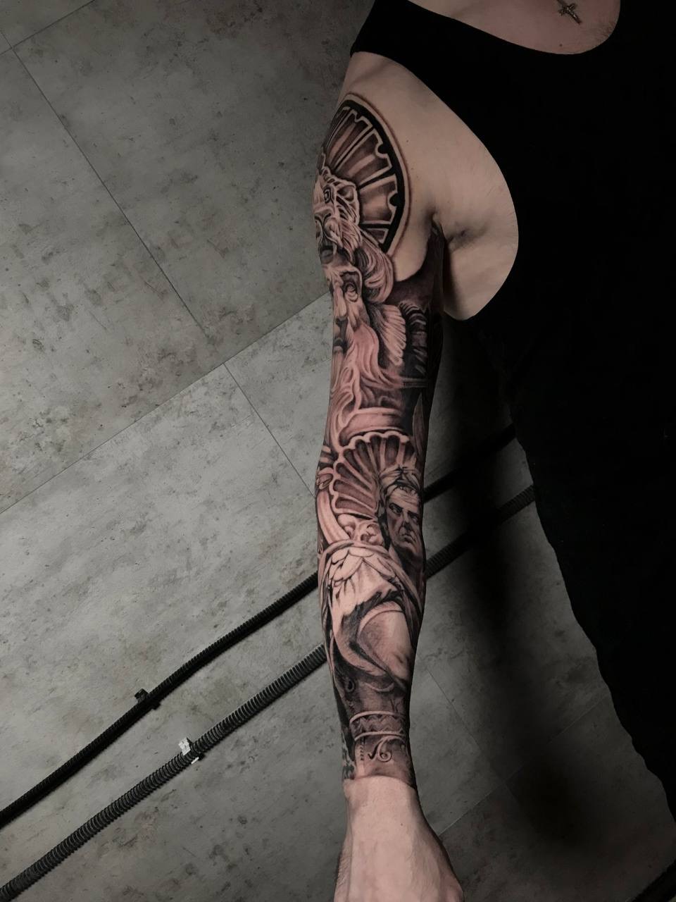 Dieu du réalisme tattoo